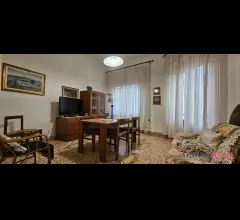 Appartamento al primo piano con ingresso indipendente