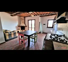 Appartamento con ingresso indipendente e giardino