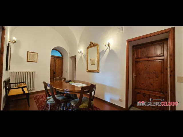 Appartamenti in Vendita - Appartamento in palazzo storico di pregio