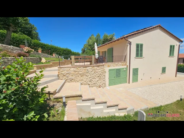 Villa di nuova costruzione libera su 4 lati