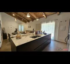 Appartamenti in Vendita - Villa di nuova costruzione libera su 4 lati