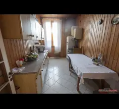Appartamenti in Vendita - Appartamento con mansarda