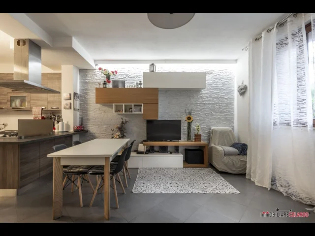 Appartamenti in Vendita - Appartamento con ingresso indipendente