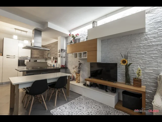 Appartamenti in Vendita - Appartamento con ingresso indipendente