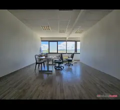 Appartamenti in Vendita - Ufficio con vista panoramica