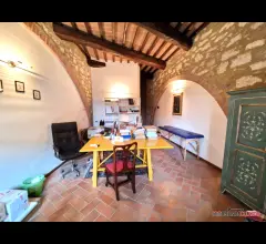 Appartamenti in Vendita - Luminoso ufficio
