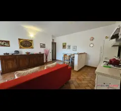 Appartamenti in Vendita - Luminoso appartamento