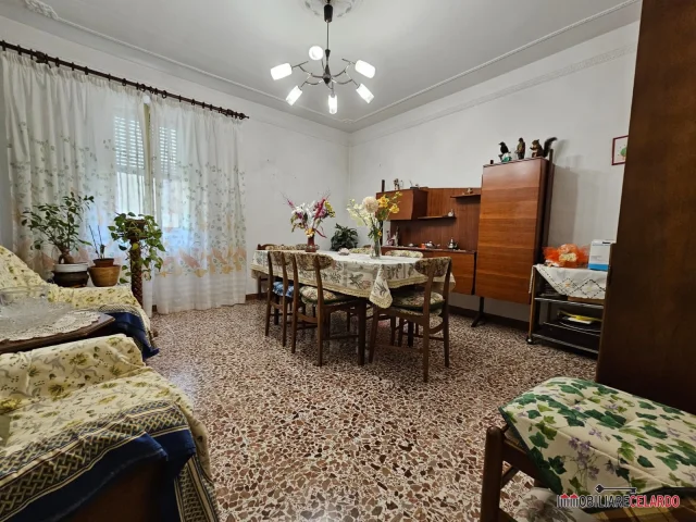 Appartamento con quattro camere