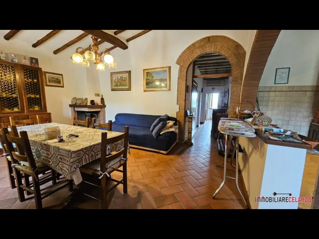 Appartamenti in Vendita - Due appartamenti al piano terra con ingresso indipendente