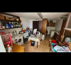 Appartamenti in Vendita - Appartamento al piano terra con ingresso indipendente