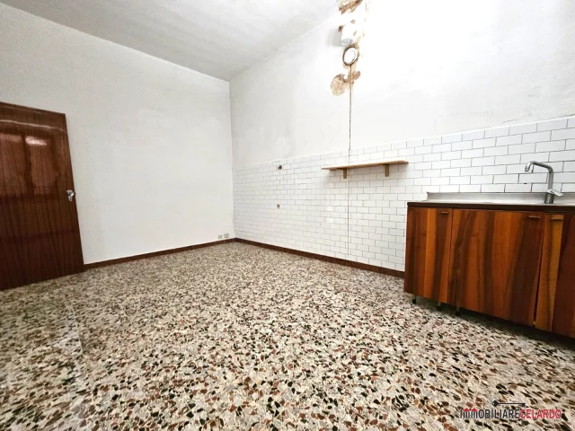 Appartamenti in Vendita - Appartamento e cantina