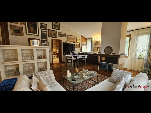 Appartamenti in Vendita - Villa libera su 4 lati