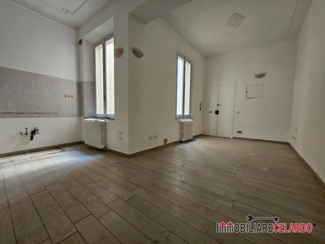 Appartamenti in Vendita - Appartamento al primo piano