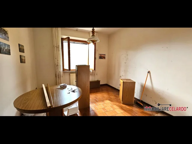 Appartamenti in Vendita - Villa libera su tre lati