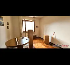 Appartamenti in Vendita - Villa libera su tre lati