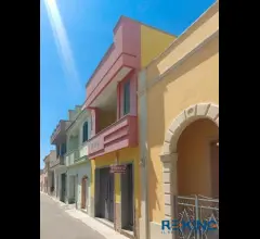 Appartamenti in Vendita - Terra cielo elegante a collepasso con rifiniture esclusive