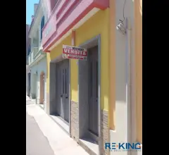 Appartamenti in Vendita - Terra cielo elegante a collepasso con rifiniture esclusive