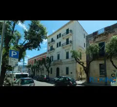 Uso ufficio o coworking