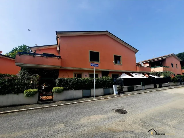 Appartamenti in Vendita - Appartamento comodo