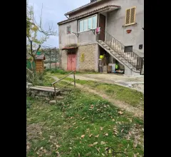 Porzione di casale in campagna