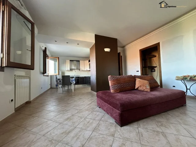 Appartamenti in Vendita - Appartamento con ingresso indipendente