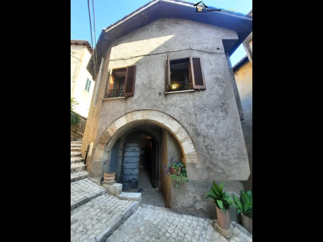 Cielo- terra nel borgo