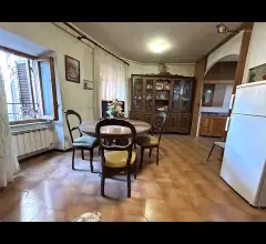 Appartamenti in Vendita - Cielo- terra nel borgo