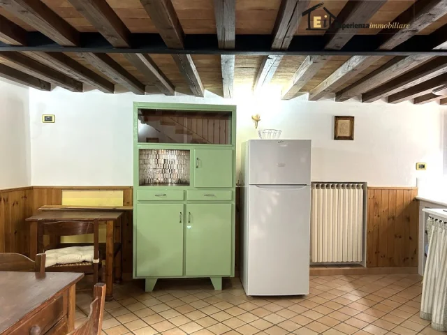 Appartamenti in Vendita - Bilocale totalmente ristrutturato
