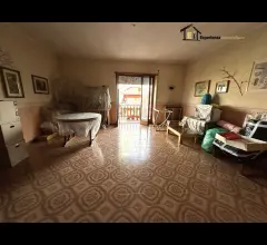 Appartamenti in Vendita - Spazioso appartamento