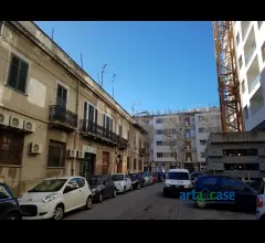 Ampio 4 vani vuoto