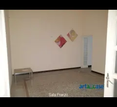 Appartamenti in Vendita - Ampio 4 vani vuoto