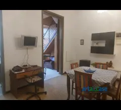 Appartamenti in Vendita - Appartamento in zona centrale