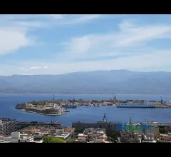 Appartamenti in Vendita - Messina gravitelli 2 vani  con cortile