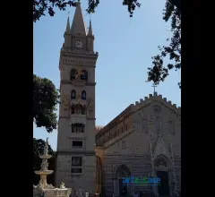 Appartamenti in Vendita - Messina gravitelli 2 vani  con cortile