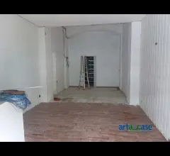 Appartamenti in Vendita - Bottega in messina centro pressi stazione