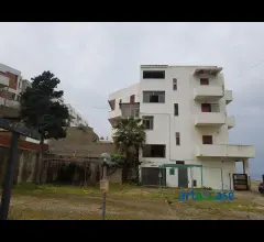 Appartamenti in Vendita - Vendita appartamento messina . acqualadrone
