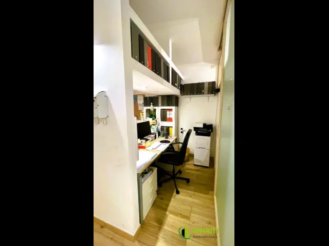 Appartamenti in Vendita - Appartamento uso ufficio piano terra via taranto 2
