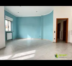 Appartamenti in Vendita - Appartamento di mq 100 sito in via del gelsomino