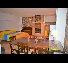 Appartamenti in Vendita - Tavernetta in centro di 56 mq a piano strada arredata