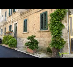Appartamenti in Vendita - Appartamento di 80mq +terrazzino gia diviso in 2 appartamentini