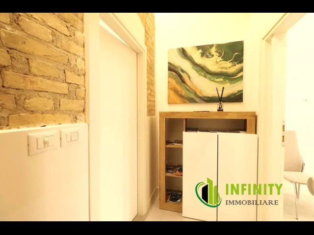 Appartamenti in Vendita - Appartamento di 80mq +terrazzino gia diviso in 2 appartamentini