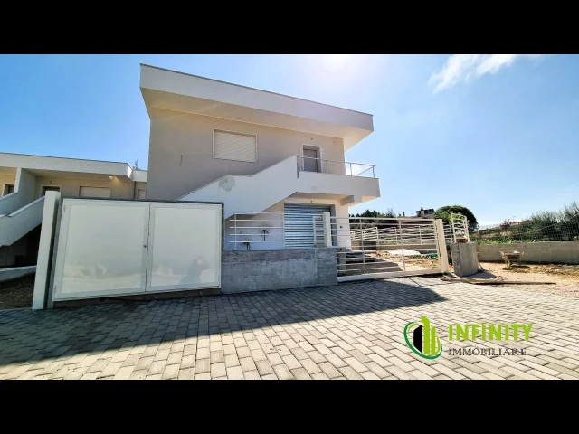 Appartamenti in Vendita - Villette a schiera bi-livello 160mq circa complessivi +giardino