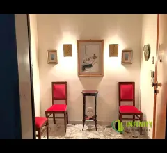 Appartamenti in Vendita - Appartamento di mq 100 circa in via della croce con posto auto e garage opzionale