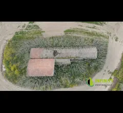 Appartamenti in Vendita - Casale indipendente di 450mq con 1.500mq di terreno