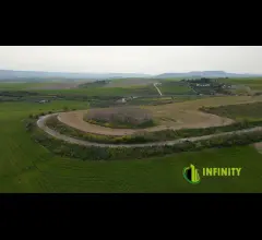 Appartamenti in Vendita - Casale indipendente di 450mq con 1.500mq di terreno