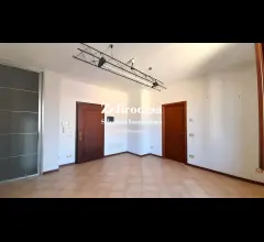 San giovanni in persiceto appartamento trilocale