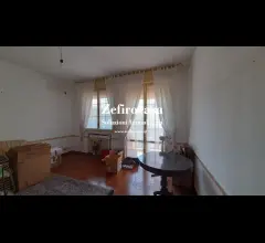 San giovanni in persiceto - ampio quadrilocale con garage e cantina