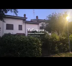 Crespellano - villetta a schiera con giardino fronte e retro