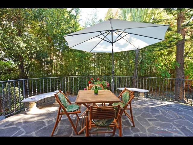 Appartamenti in Vendita - "esclusivo appartamento con giardino privato"