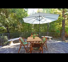 Appartamenti in Vendita - "esclusivo appartamento con giardino privato"
